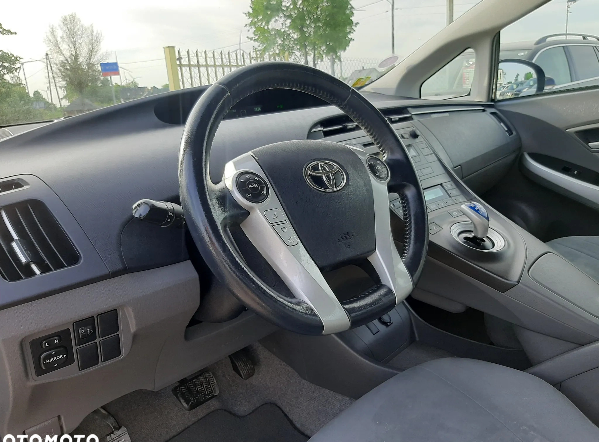 Toyota Prius cena 33700 przebieg: 253144, rok produkcji 2010 z Mszana Dolna małe 379